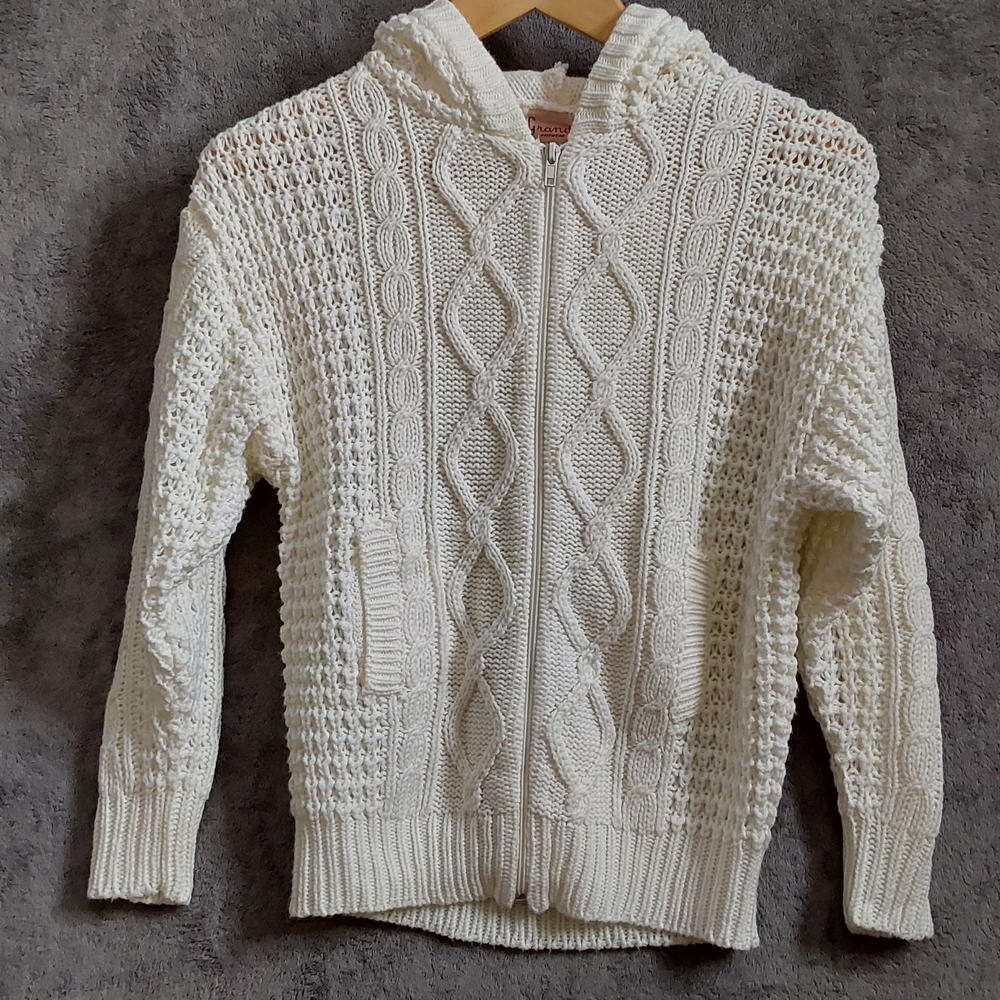 Vintage Hooded Sweater with Zipper Closure Cream Size Medium Knitwear